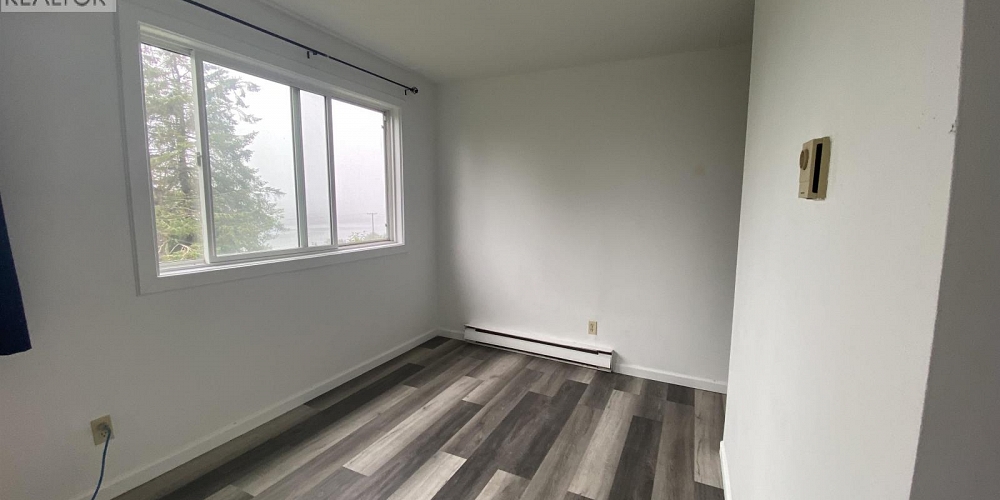 890-894 OCEANVIEW DRIVE Port Edward Photo 3 890-894 OCEANVIEW DRIVE Port Edward Photo 3